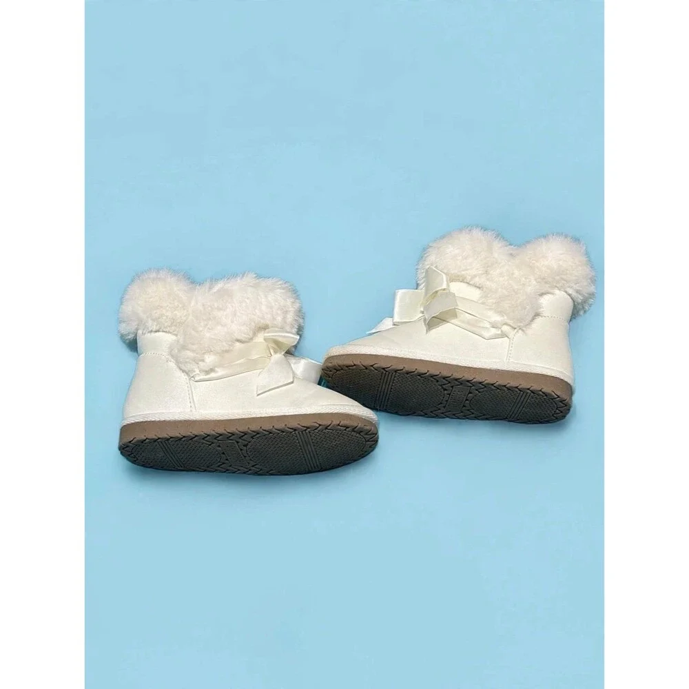 Gymboree Baby Girl White Faux Fur Winter Boots - Toddler Size 5 - Like New